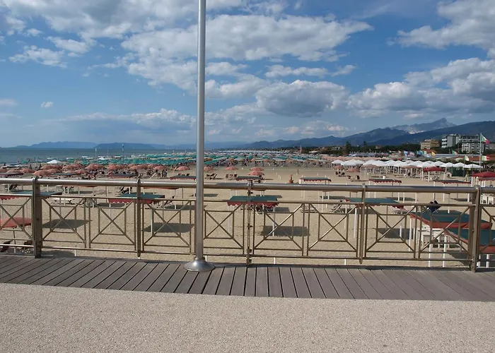 Il Pontile Holidays Apartment *