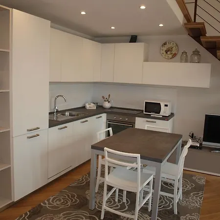 Apartment Il Pontile Holidays *